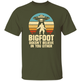 Bigfoot in UFO with ALiens T-Shirt